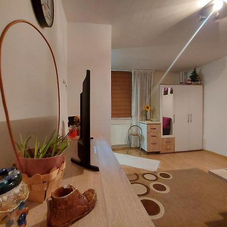 Ada Apartman Appartement Sarajevo Buitenkant foto